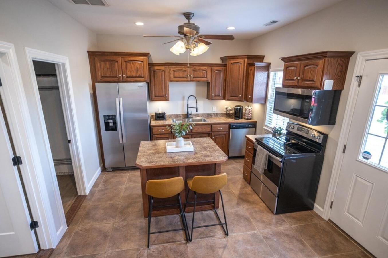 Tiny Home With Hot Tub Near Ft Leonard Wood! Waynesville Eksteriør bilde